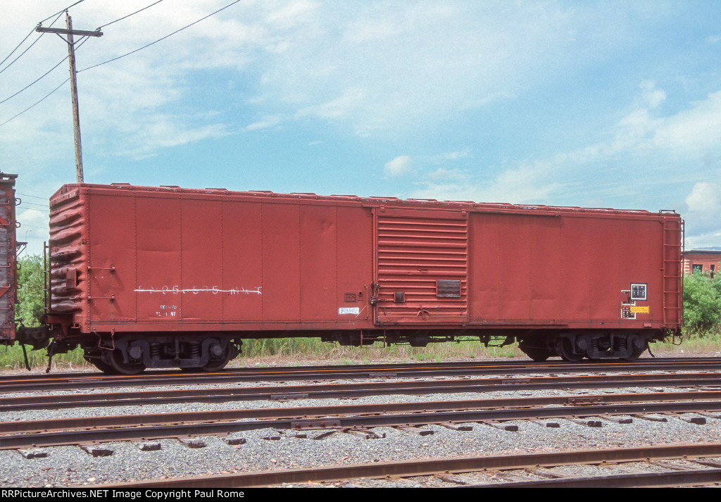 BN 950585, MofW boxcar, ex GN 60-ft Express Box car at Rices Point Yard